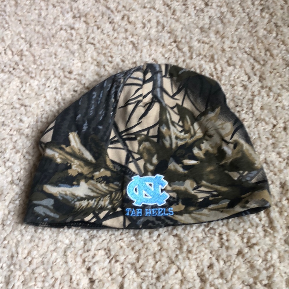 UNC camo tar heels beanie